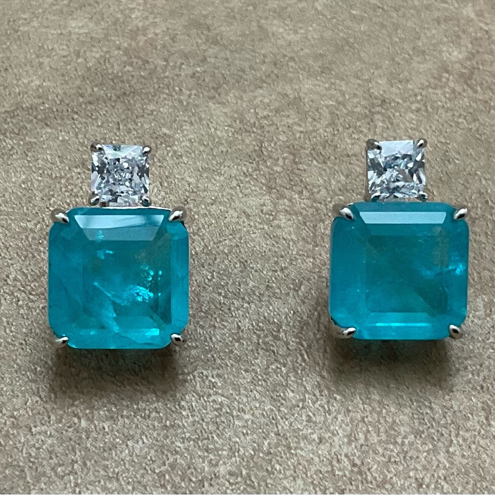 5.62 carats Lab Paraiba Tourmaline Stud Earrings